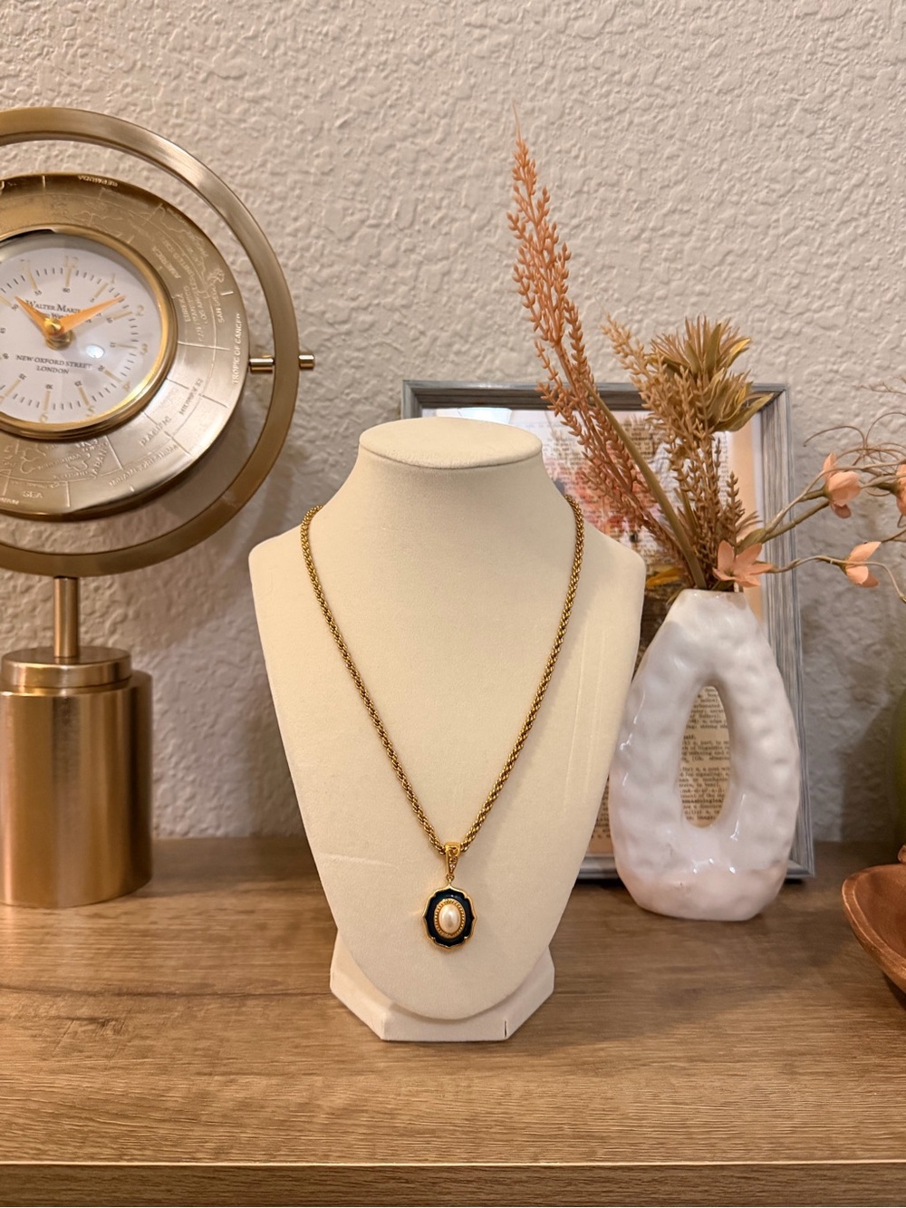 Burberry 18k Gold plated chain necklace with black enamel & white pearl pendant